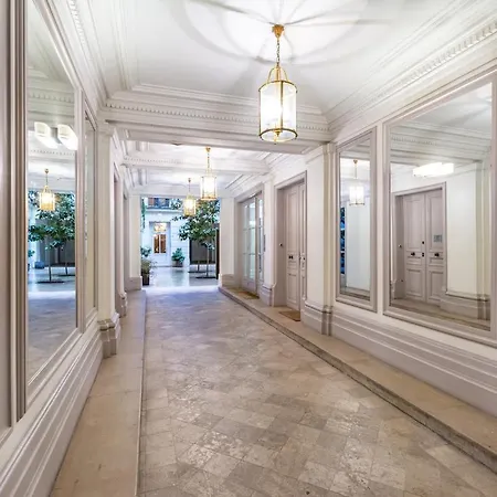 Apartamento Cosy 1br With Ac, Next To Avenue Montaigne