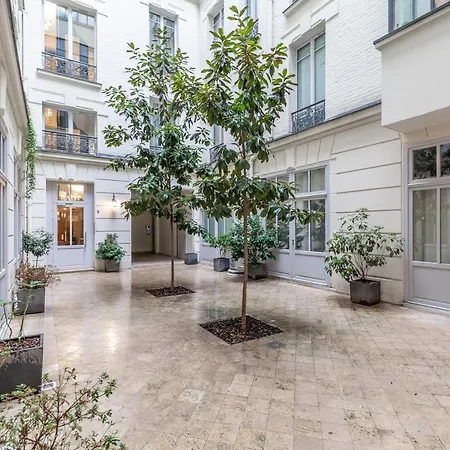 Cosy 1br With Ac, Next To Avenue Montaigne Apartamento